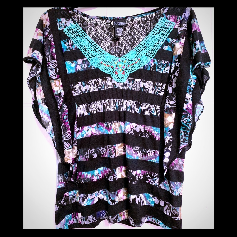 The Buckle Daytrip Top